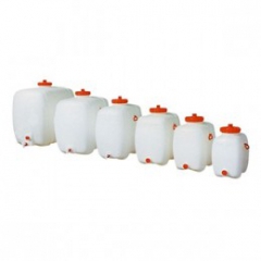 Plastová nádrž 150 l s výpustným ventilom